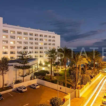 Magnifico Al Lado De La Playa Torrecilla En * Nerja