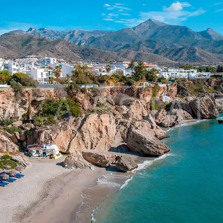Apartment Magnifico Al Lado De La Playa Torrecilla En Nerja