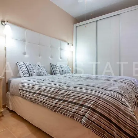 Apartment Magnifico Al Lado De La Playa Torrecilla En *