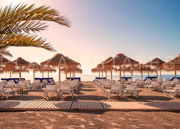 Magnifico Al Lado De La Playa Torrecilla En Нерха